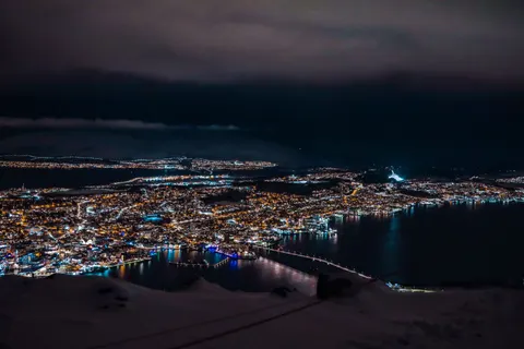 Fond d'écran Ville vue aérienne 4K · city · 3840×2560