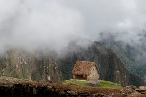 Machu Picchu 4K Wallpaper · travel · 3840×2560