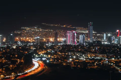 Fondo de pantalla Ciudad aérea 4K · city · 3840×2560