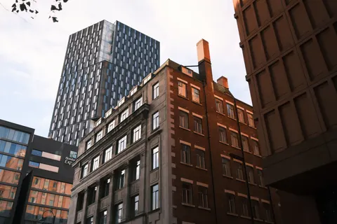 Skyscraper 4K Wallpaper · city · 3840×2560