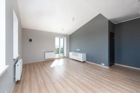 Fondo de pantalla Habitación con Luz Solar 4K · minimal · 3840×2563