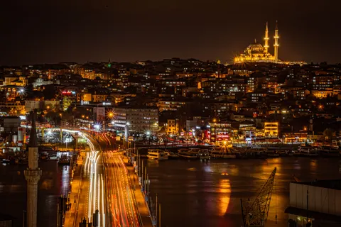City Bridge 4K Wallpaper · city · 3840×2560