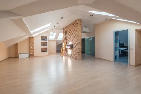 Fondo de pantalla Habitación con Luz Solar 4K · minimal · 3840×2563