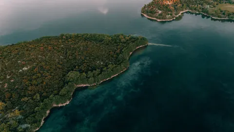 द्वीप का हवाई दृश्य 4K वॉलपेपर · ocean · 3840×2160