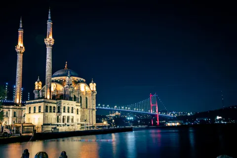 Papel de parede Ponte da cidade 4K · city · 3840×2561