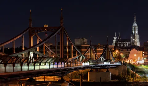 Fond d'écran Pont urbain 4K · city · 3840×2225