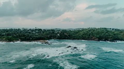 海島航拍 4K桌布 · ocean · 3840×2160