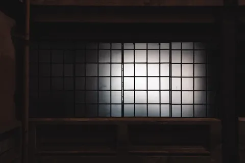 Papel de parede Luz de Janela 4K · minimal · 3840×2560