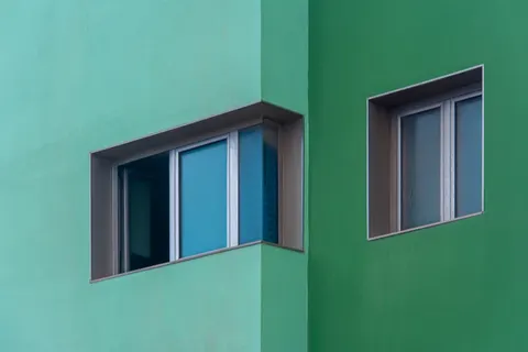 Fondo de pantalla Arquitectura minimalista 4K · architecture · 3840×2560