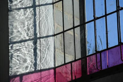 Window Light 4K Wallpaper · minimal · 3840×2560