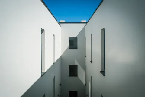 خلفية عمارة بسيطة بدقة 4K · architecture · 3840×2560