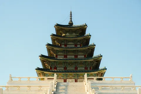 Fondo de pantalla Templo antiguo 4K · architecture · 3840×2560