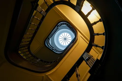 Wendeltreppe 4K Hintergrundbild · architecture · 3840×2560