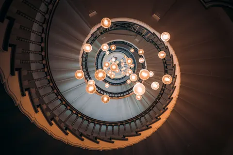 螺旋楼梯 4K壁纸 · architecture · 3840×2560