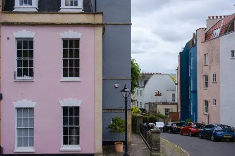 Fond d'écran Rue de la vieille ville 4K · architecture · 3840×2560