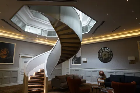 Wallpaper Tangga Spiral 4K · architecture · 3840×2560