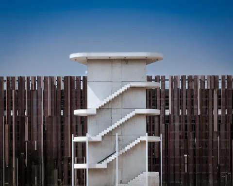 Fond d'écran Escalier géométrique 4K · architecture · 3840×3057