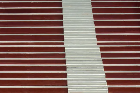 Geometric Stairs 4K Wallpaper · architecture · 3840×2560