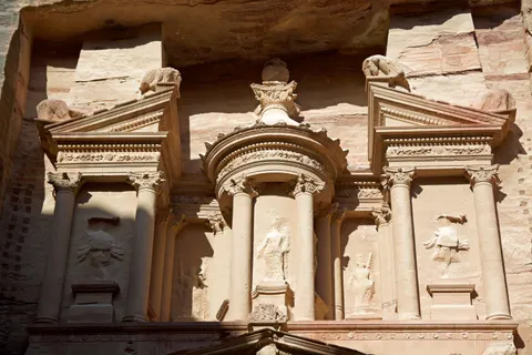 Petra 4K Wallpaper · travel · 3840×2560