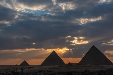 Pyramids 4K Wallpaper · travel · 3840×2563
