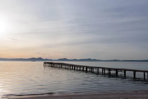 Wooden Pier 4K Wallpaper · ocean · 3840×2561