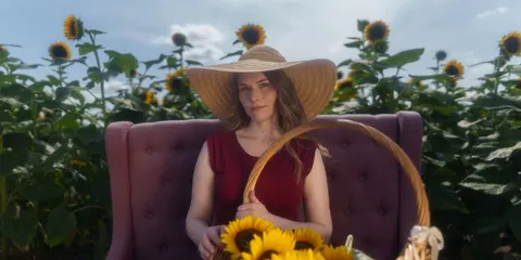 خلفية حقل عباد الشمس بدقة 4K · flowers · 3840×1920