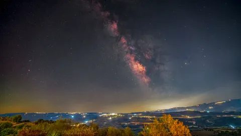 रात के आसमान में आकाशगंगा 4K वॉलपेपर · space · 3840×2160