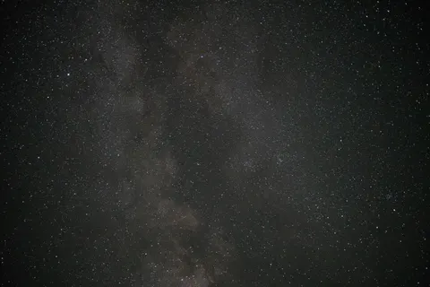 银河夜空 4K壁纸 · space · 3840×2560