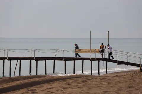 والپیپر اسکله چوبی با کیفیت 4K · ocean · 3840×2560
