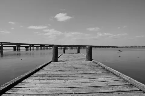 Fondo de pantalla Muelle de Madera 4K · ocean · 3840×2560