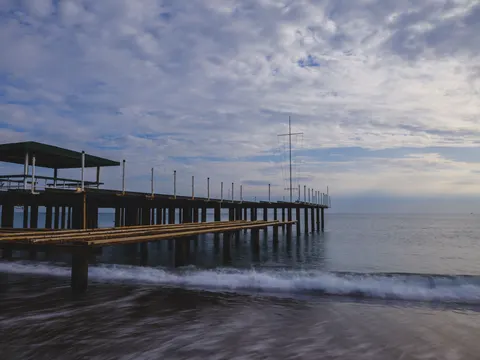 Fondo de pantalla Muelle en el Mar 4K · ocean · 3840×2880