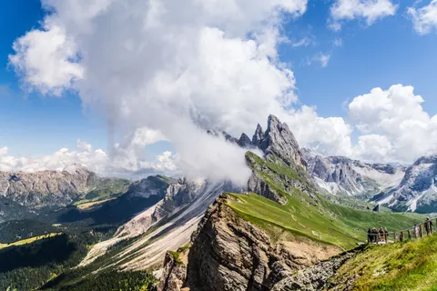 Fondo de pantalla Dolomitas 4K · mountains · 3840×2560
