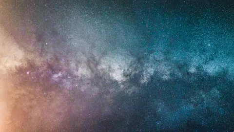 Обои Млечный Путь в ночном небе 4K · space · 3840×2160