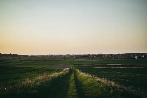 Fond d'écran Champ de campagne 4K · nature · 3840×2560