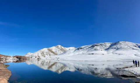 Fond d'écran Lac de montagne 4K · mountains · 3840×2291