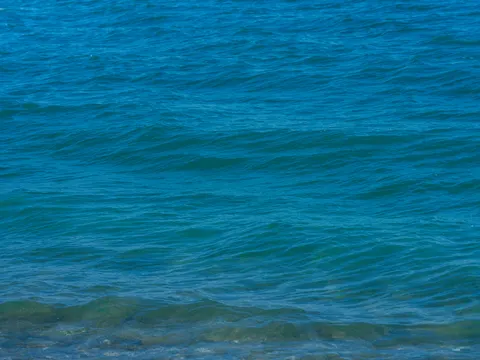 خلفية شاطئ استوائي بدقة 4K · ocean · 3840×2880
