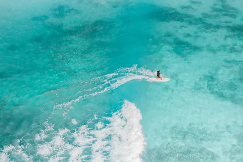 Ocean Waves 4K Wallpaper · ocean · 3840×2558