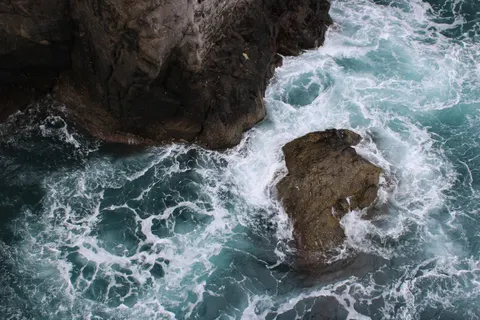 Meereswellen 4K Hintergrundbild · ocean · 3840×2560