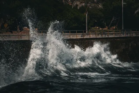 Meereswellen 4K Hintergrundbild · ocean · 3840×2560