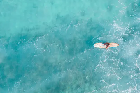 Meereswellen 4K Hintergrundbild · ocean · 3840×2558