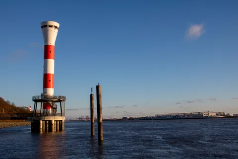 Fond d'écran Côte du phare 4K · ocean · 3840×2560