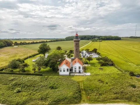 Fond d'écran Côte du phare 4K · ocean · 3840×2880