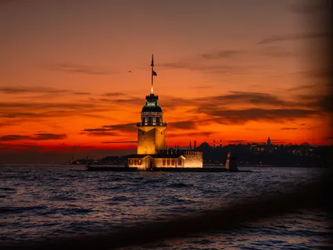Fond d'écran Côte du phare 4K · ocean · 3840×2880