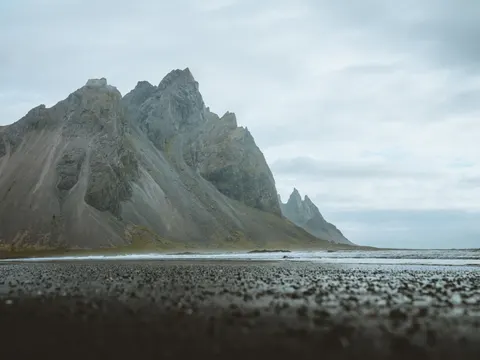 黑沙灘 4K桌布 · travel · 3840×2880