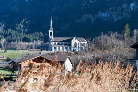 Fond d'écran Village alpin 4K · travel · 3840×2558