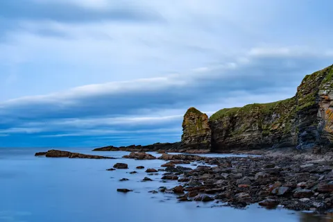 Ocean Cliff 4K Wallpaper · ocean · 3840×2560
