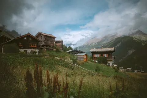 Alpine Village 4K Wallpaper · travel · 3840×2560