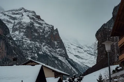 Fond d'écran Village alpin 4K · travel · 3840×2560