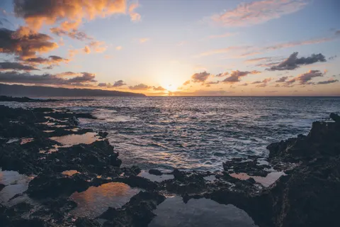 Ocean Cliff 4K Wallpaper · ocean · 3840×2560