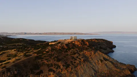 Ocean Cliff 4K Wallpaper · ocean · 3840×2160